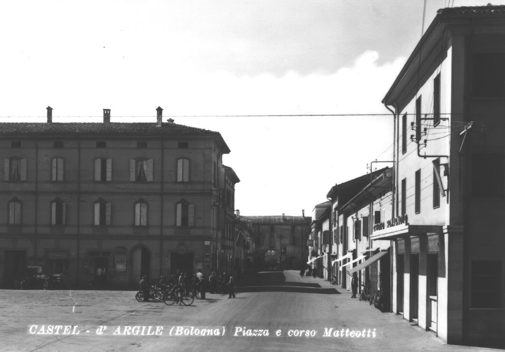 Piazza e Corso Matteotti di Castello d'Argile