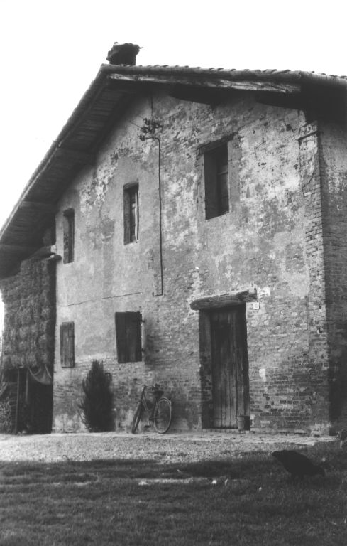 Casa colonica di Castello d'Argile